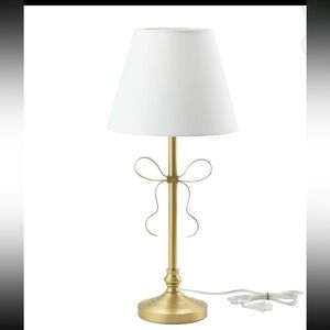 My Texas House 24" Gold Metal Bow
Table Lamp